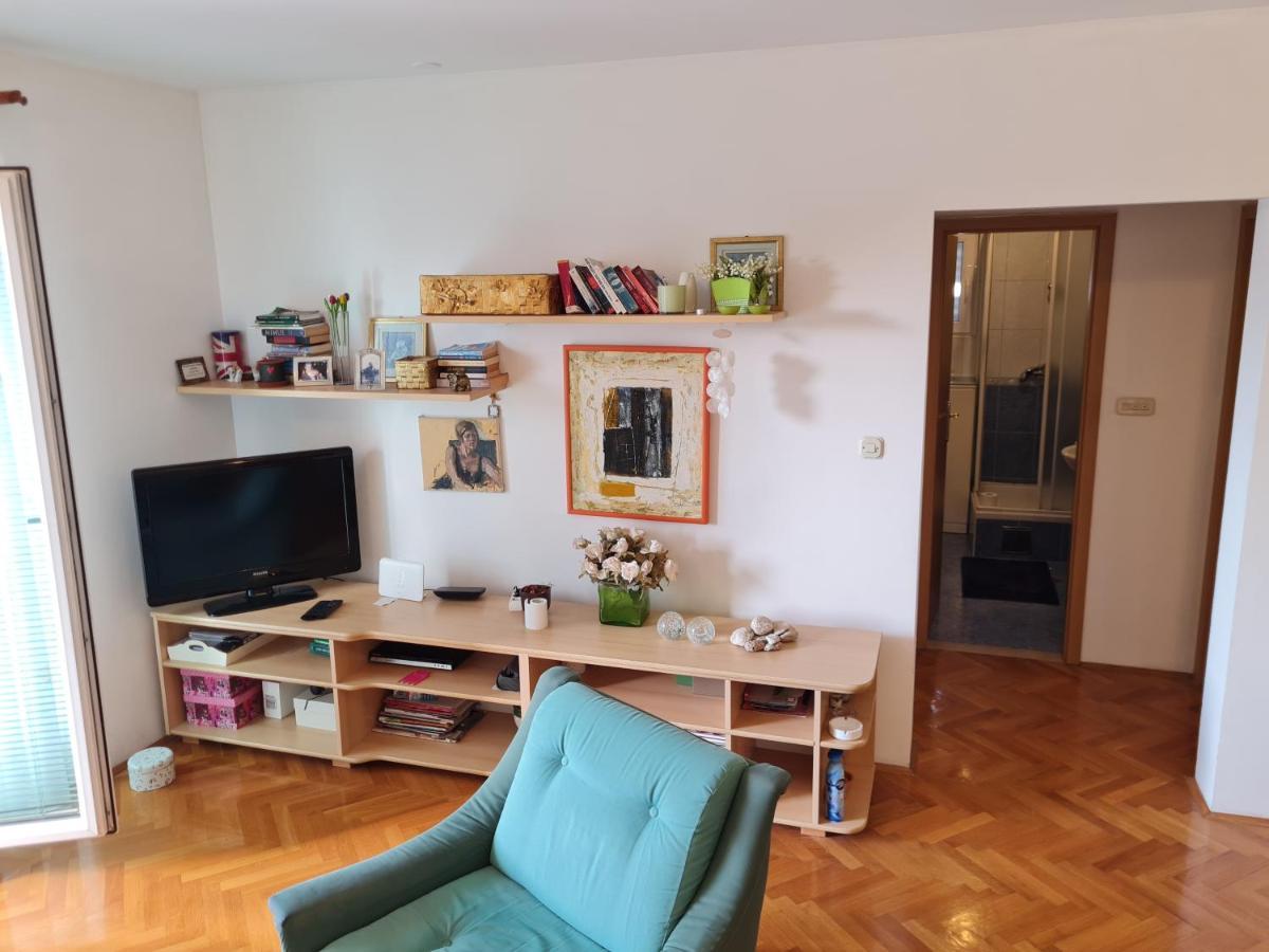 Apartment Silva, 50M From Beach Макарска Екстериор снимка