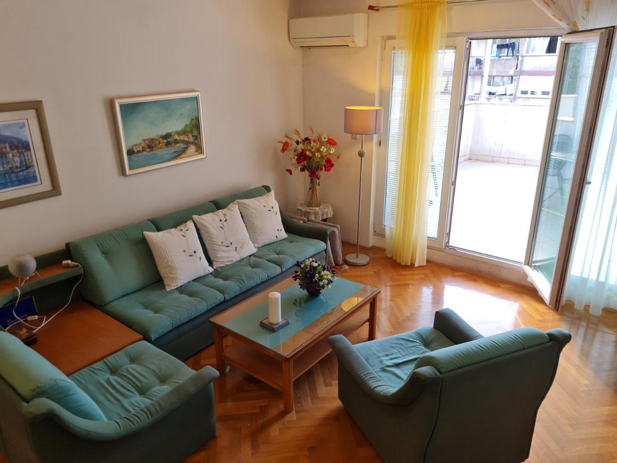 Apartment Silva, 50M From Beach Макарска Екстериор снимка